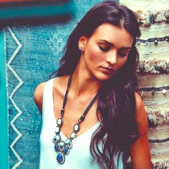 Tangier Convertible Statement Necklace - Picture 2 of 4